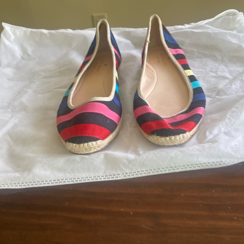 Kate Spade casual summer flat, fun summer muti stripe!
